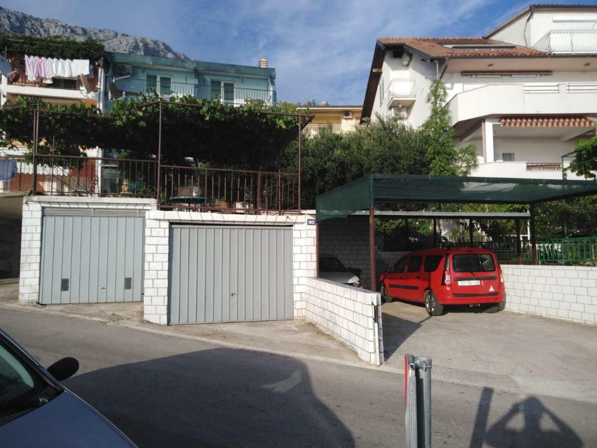 Apartman Rodic Омиш Экстерьер фото